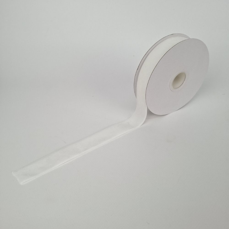 Obrazek Taśma welurowa na szpuli – szerokość 25 mm/ 9m, Biel